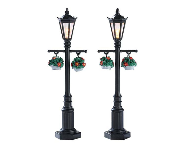 Lemax old english lamp post,  set of 2